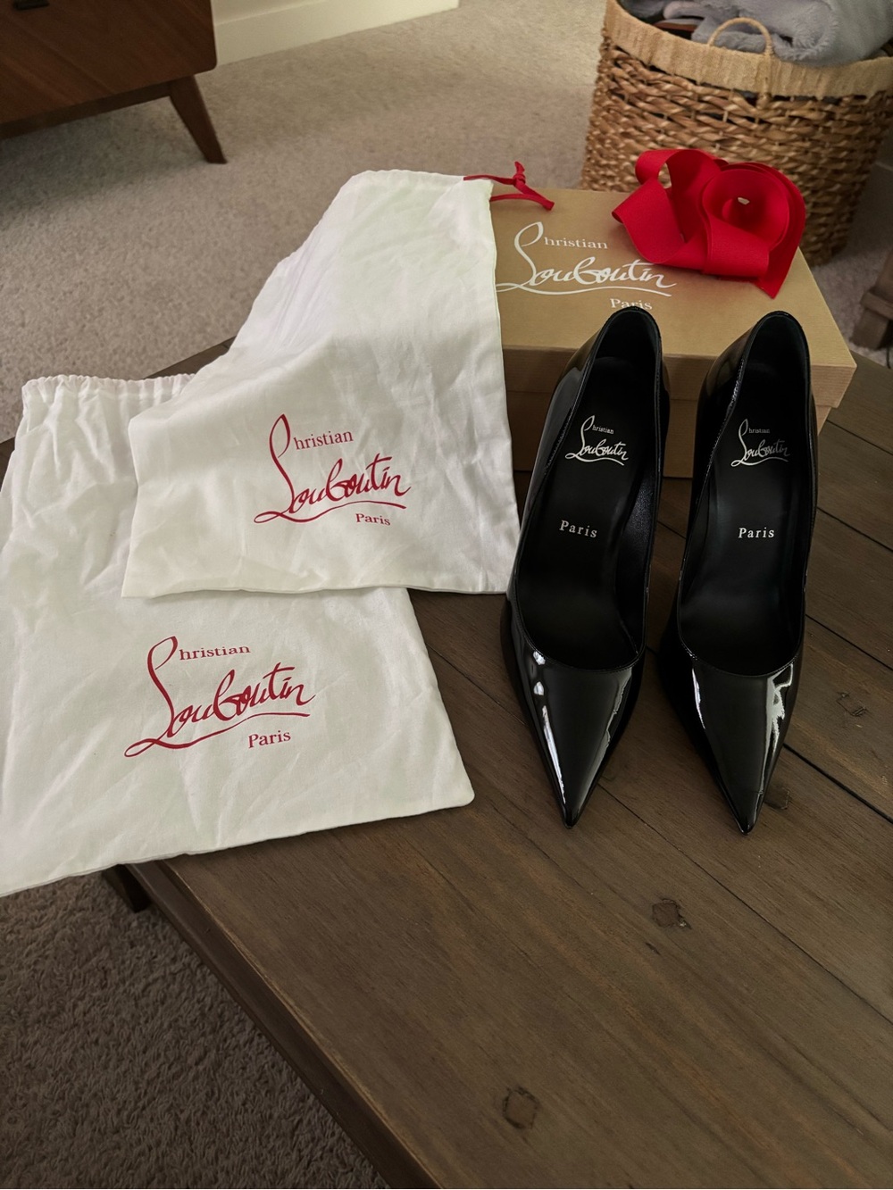 Christian Louboutin Size 37 100mm Black Patent Pumps with ‘Everlasting Red’ sole